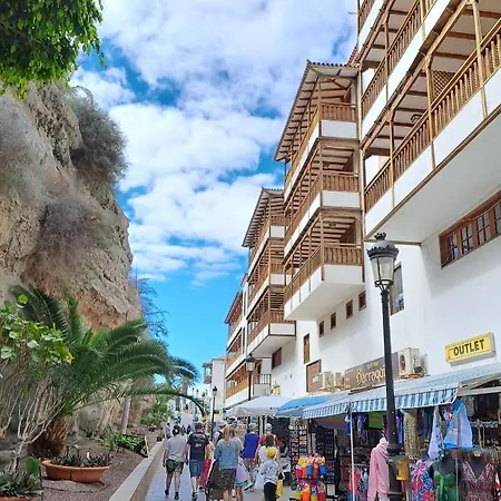 Апартаменты Buenavista Gigantes Marina - With Private Bathroom Акантиладо-де-Лос-Хигантес